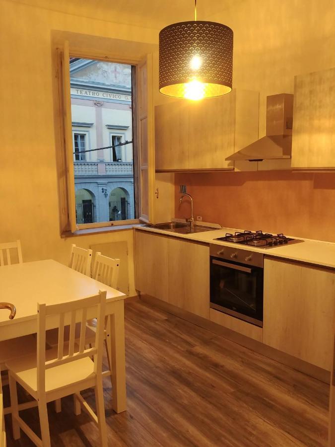 Dolce Eporedia Intero Alloggio Nel Centro Storico Ивреа Екстериор снимка